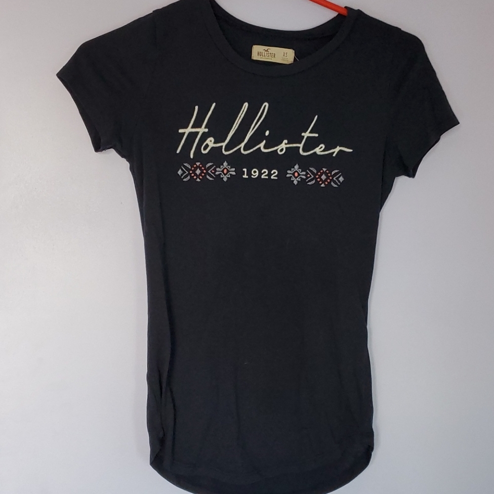 Hollister Co. Tee shirt